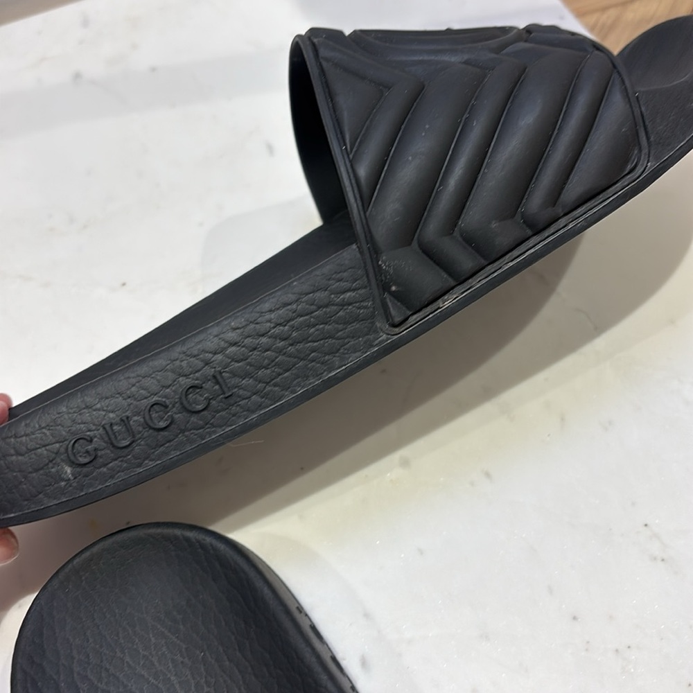 Gucci double G matelasse slides size 9 - Picture 4 of 5